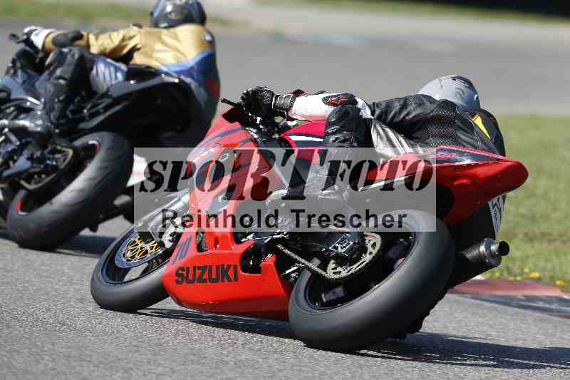 /44 09.08.2025 Plüss Moto Sport ADR/Freies Fahren/70